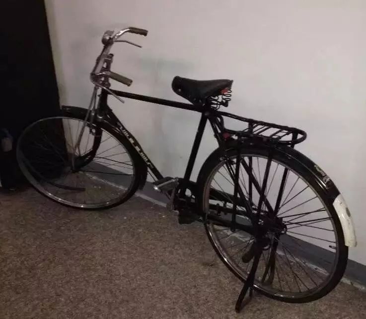 老电扇上海,老电风扇40年的老物件