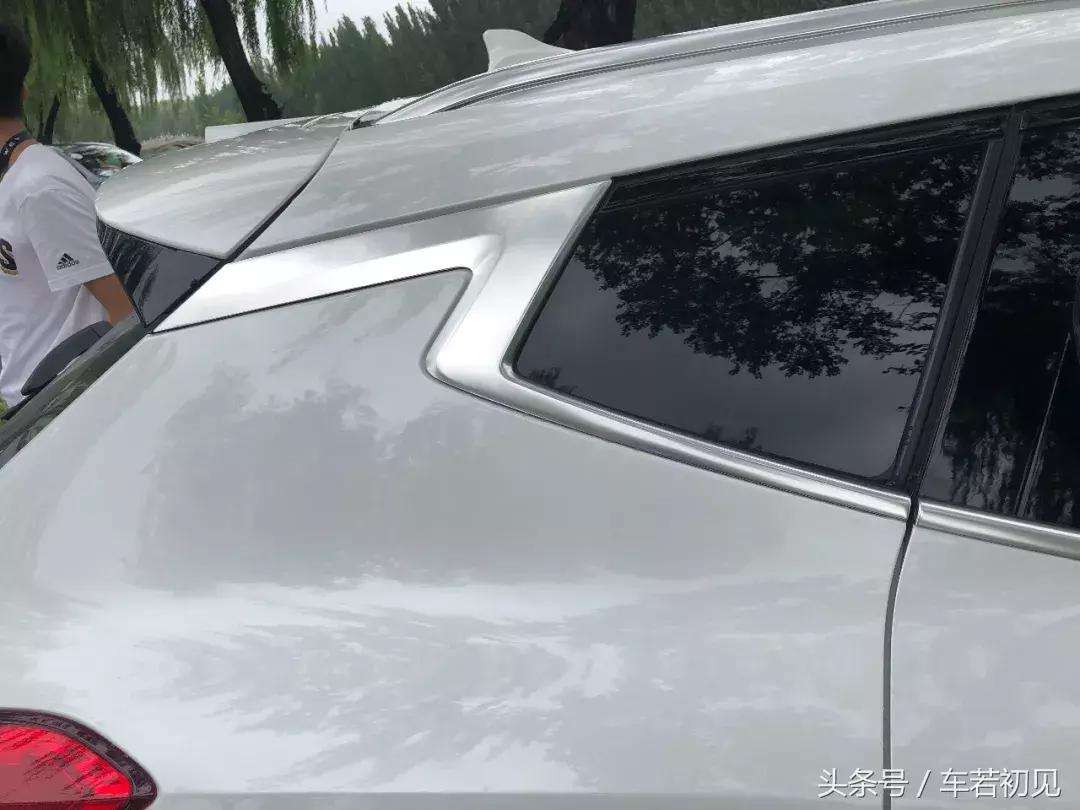 wey魏派vv6汽车侧面图片,魏派weyvv6生命探测演示