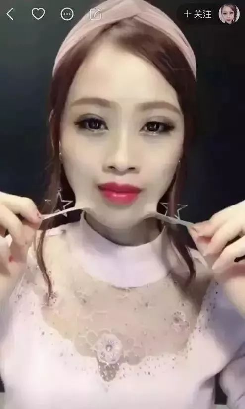 快停手！钻鼻子、撕脸皮、割下巴“抖音易容”*法大**实在太可怕！