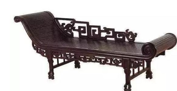 古代的床前为何有一张横凳,古时候的床外头为啥有四个凳子