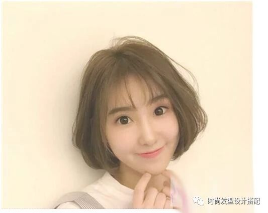 中短发烫发发型免打理慵懒风,慵懒蓬松自然短发烫发