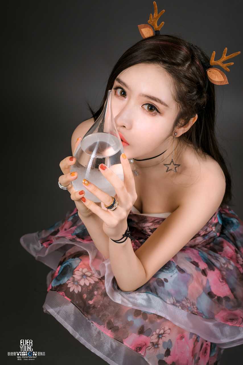 “公益，内秀，清美”——崔莹莹