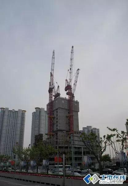 上海中心大厦127层怎么有632米,上海中心大厦632米127层内部