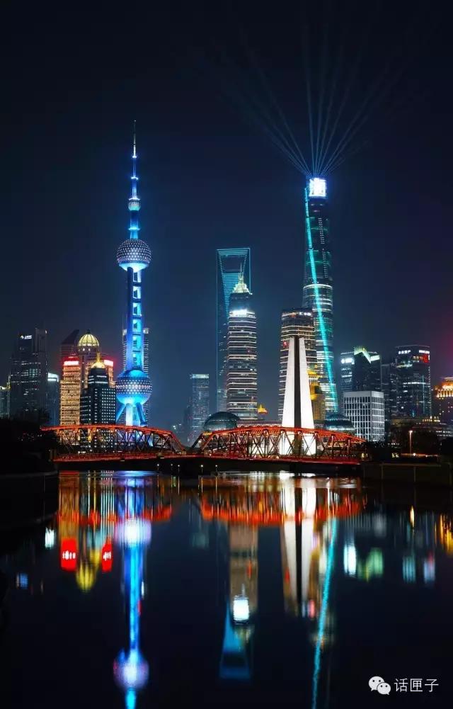 上海中心大厦127层怎么有632米,上海中心大厦632米127层内部