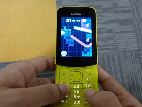 诺基亚8110手机开箱,诺基亚8110对比诺基亚6600