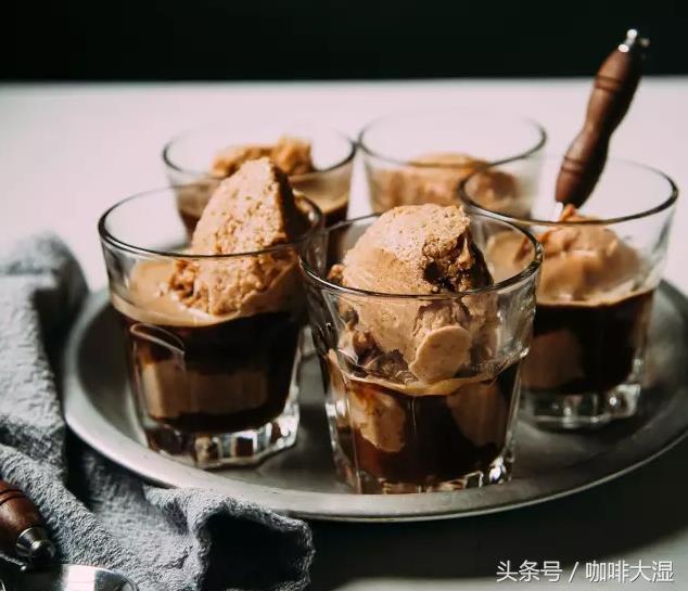 阿芙佳朵咖啡做法视频,阿芙佳朵咖啡的做法