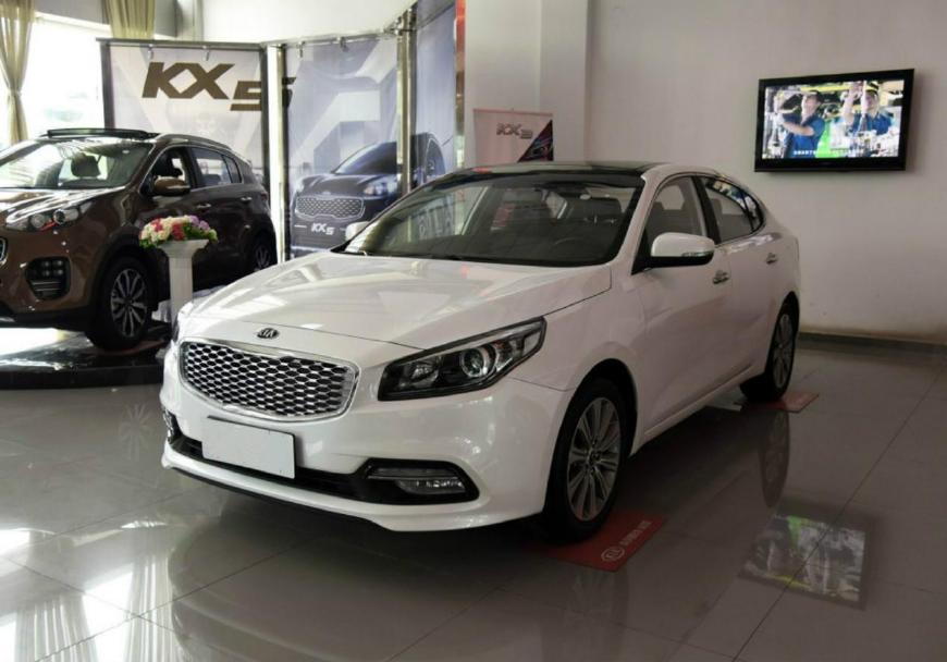 起亚k42017款1.8油耗,起亚全新k4会国产吗