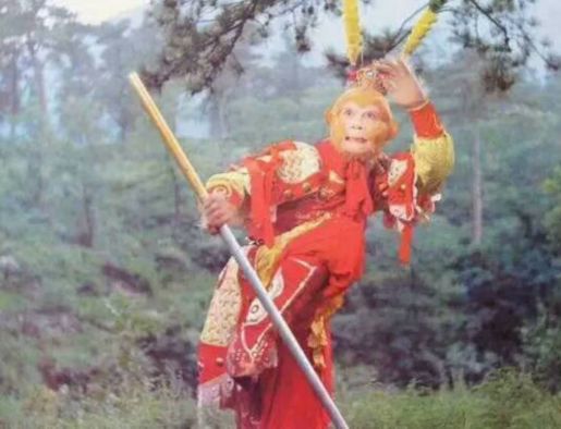 酒解千愁视频,酒解千愁的下一句