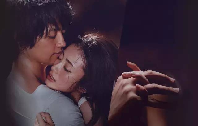 不愧是岛国深夜剧，把女性的欲望拍的这么露骨