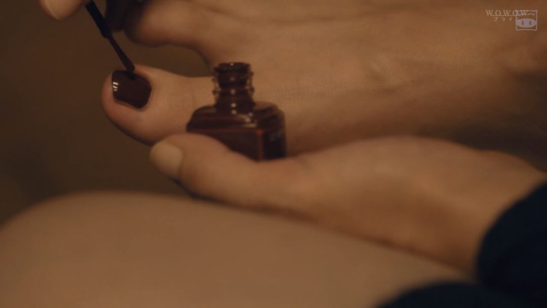 不愧是岛国深夜剧，把女性的欲望拍的这么露骨