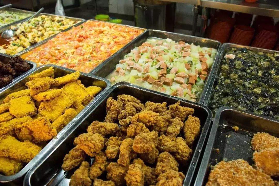 比二本线高一点的学校,比二本线多1分的本科能被录取吗