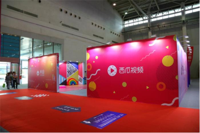 这个周末湖北3万人都涌向了武汉国博见证华中建材行业的崛起