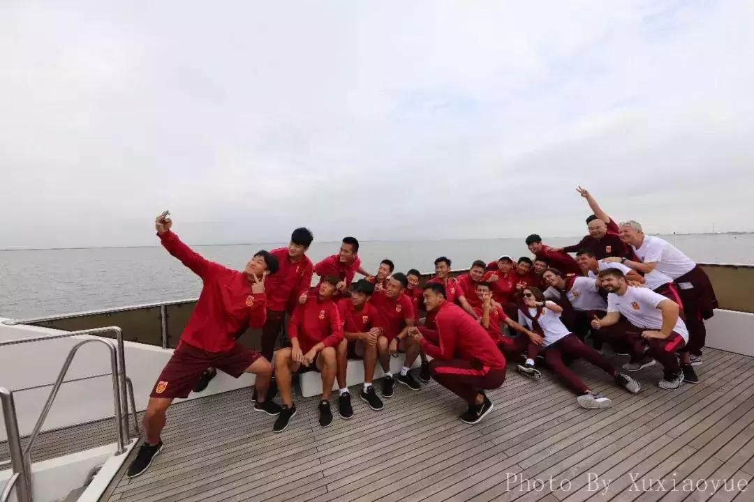 足球帅哥高清,足球帅哥视频