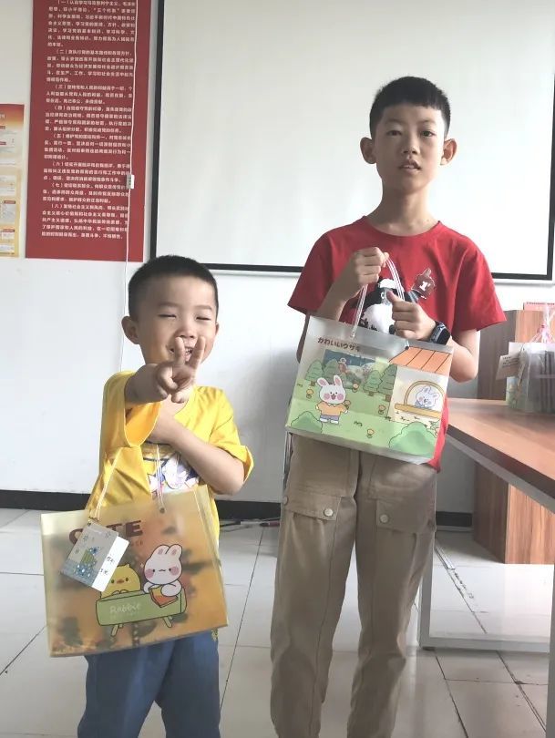 如何增强教师的幸福感,如何提高教师职业幸福感讲座