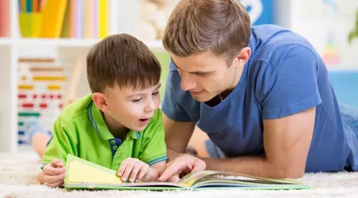 没有绘画基础怎么教孩子画画,孩子画画是临摹好还是自己想象好