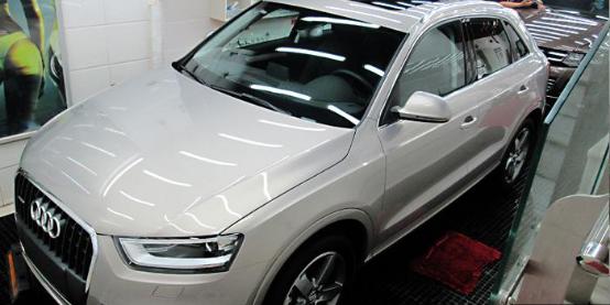 白色车怎么刚买就变黄,买白颜色车后悔了怎么办