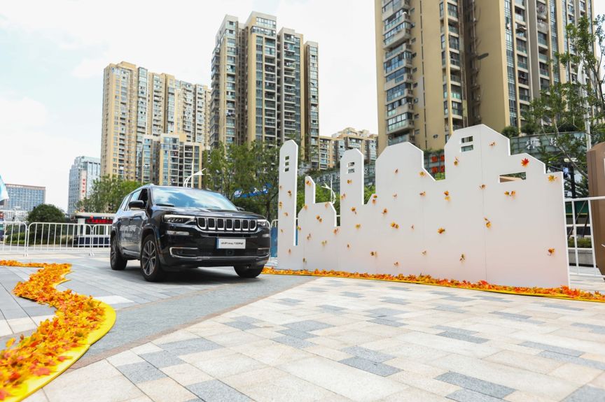 jeep全路况体验日,jeep4x4大切诺基赛道模式