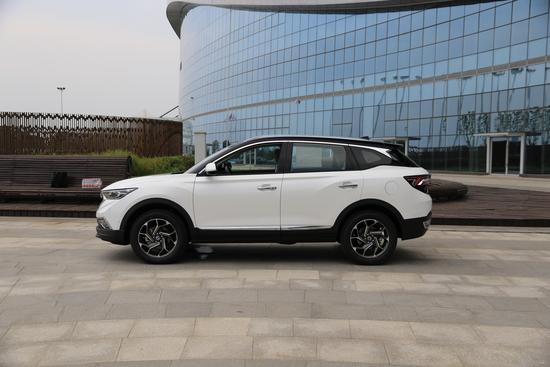 东风风神新一代ax7全系最低价,1199万元起2020款东风风神ax7上市