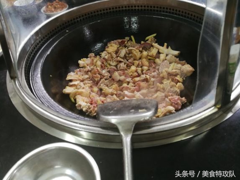 特色柴火鸡好吃不贵经济实惠,舌尖上的南宁柴火鸡