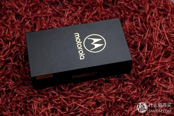 摩托罗拉motoz3测试,摩托罗拉motoz3开箱