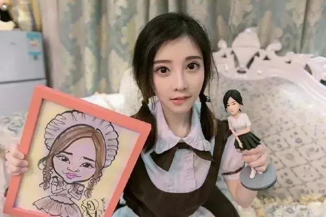 冯提莫拍照必杀技！第三张已沦陷，最后一张毫无抵抗力