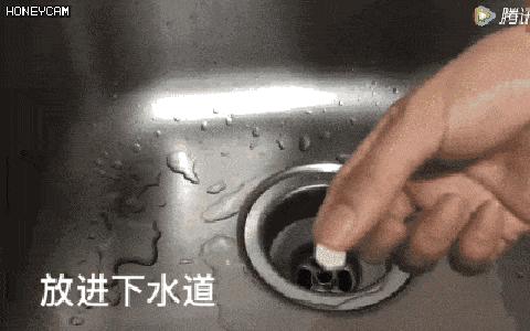 下水道堵塞丢一把马上就通,厕所堵了如何自己快速疏通下水道