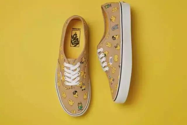 linefriends布朗熊,linefriends与什么牌子联名