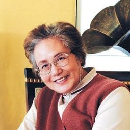 傅艺伟表演儿时,傅艺伟演的何仙姑