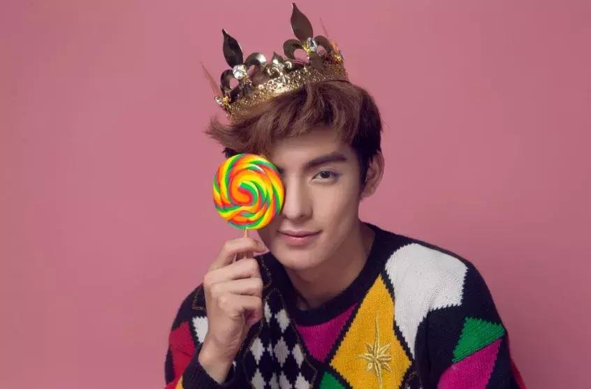 王皓轩宋继扬李泊文拍陈情令花絮,王皓轩沙海陈情令反差