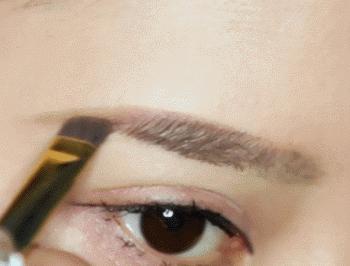 50岁画眉毛眉形怎么画比较好看,简单画眉毛的步骤手把手教你学会