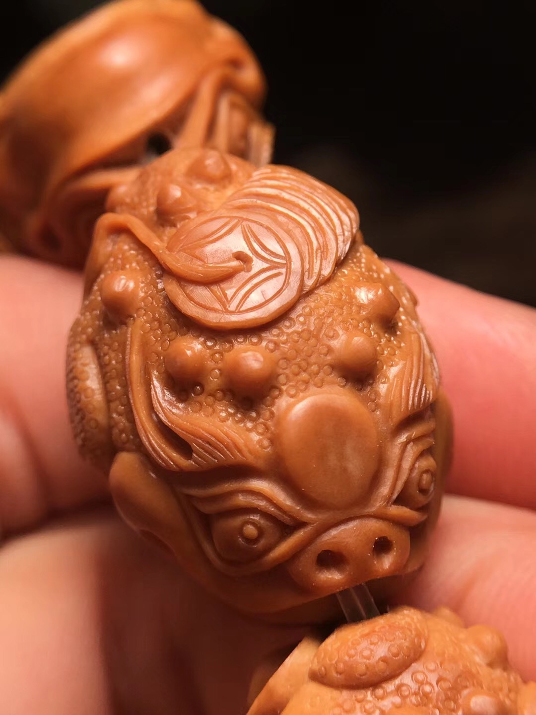 橄榄核雕为什么裂,橄榄核雕稍微有一点裂