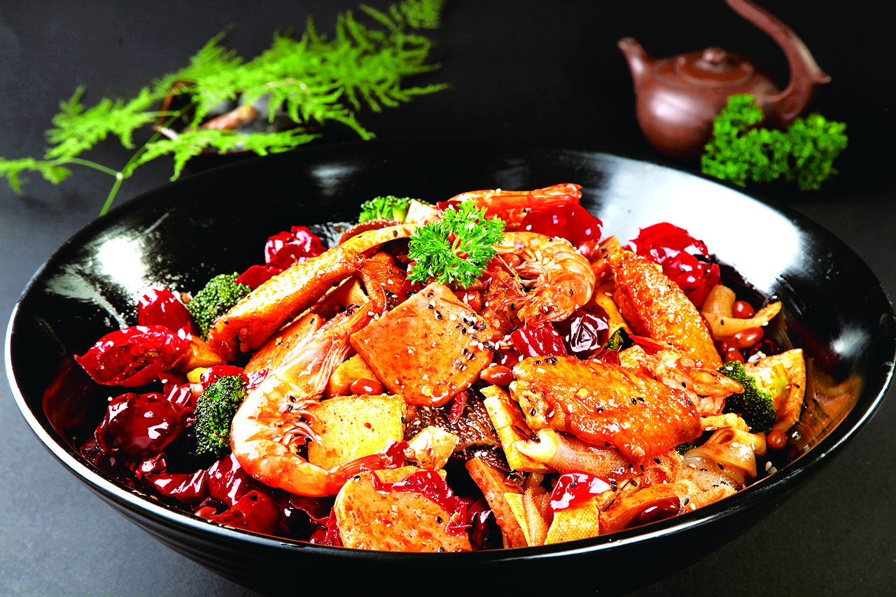 麻辣烫是什么类型的餐饮,麻辣烫到底是哪里的菜