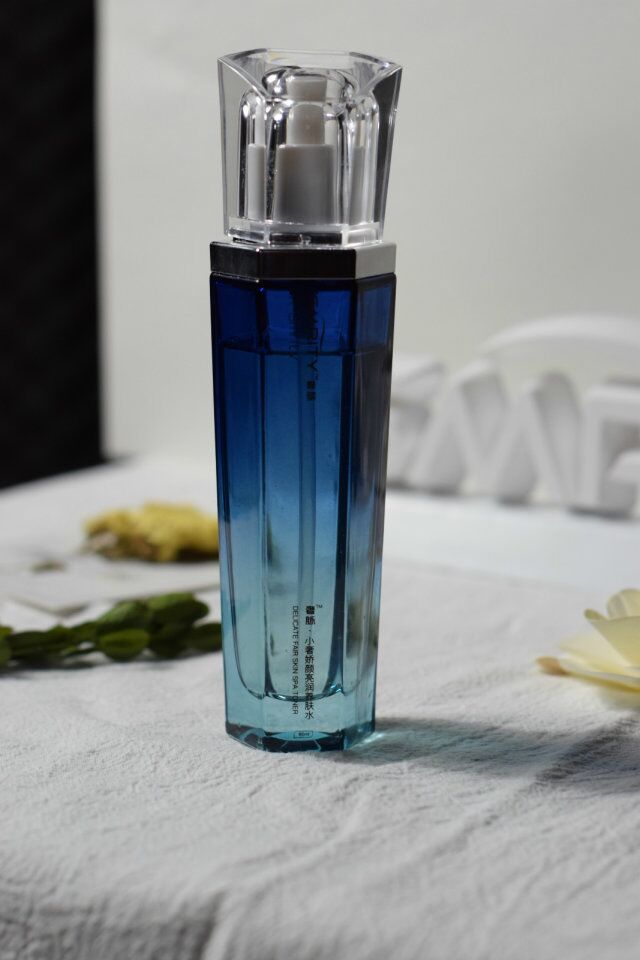 吃土女孩的好物推荐,平价大碗好用的爽肤水推荐