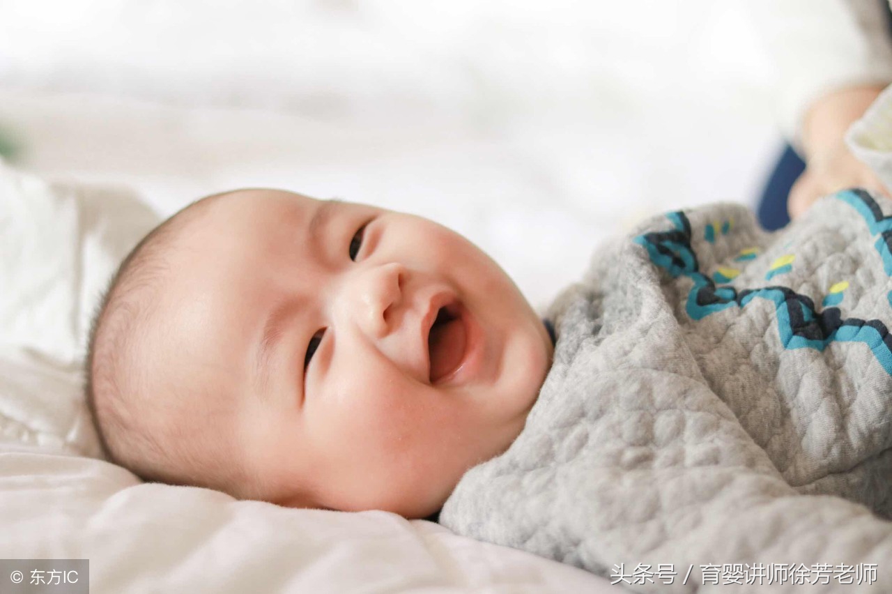 宝宝肚脐眼有点鼓是什么原因,小婴儿肚脐眼鼓起来了怎么办