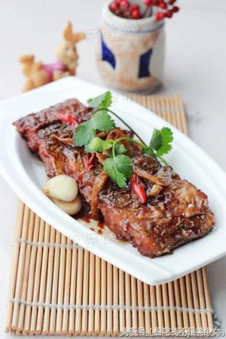 带鱼的家常做法大厨教你一招,无骨干带鱼最正宗的做法