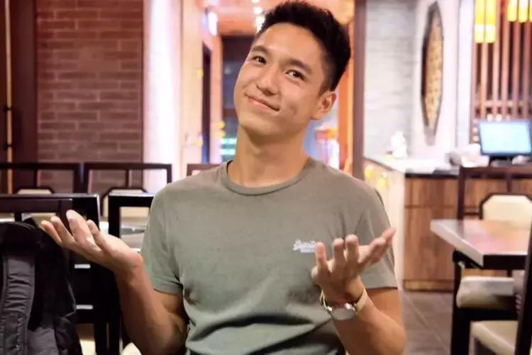 TVB小鲜肉凭处境剧“师生恋”人气急升无悔当初放弃学业入行