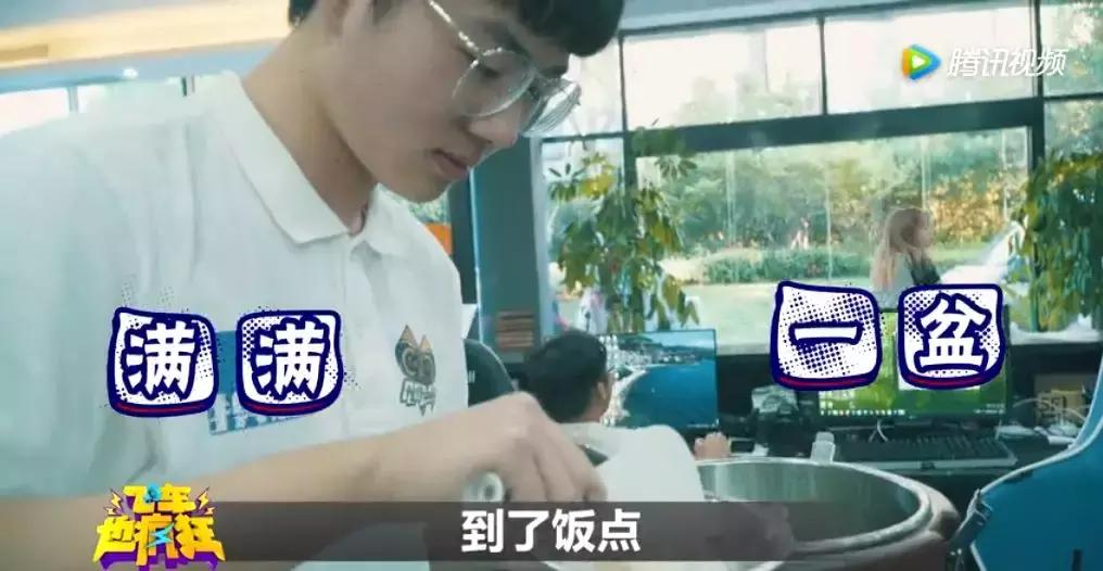 qg冠军之夜flyvsfly,qq飞车手游s联赛竞速赛