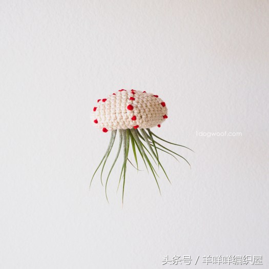 世界上最小的钩针作品,100种超迷你钩针动物教程