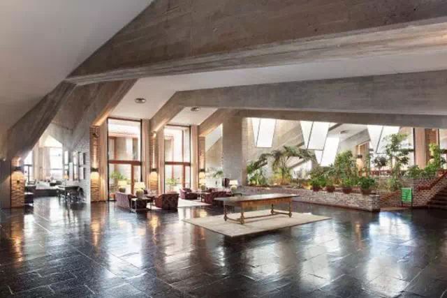 西班牙宫殿风景酒店,亚洲唯一的城堡酒店