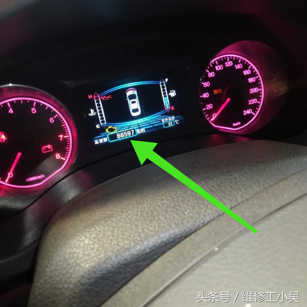 8000公里的车发动机坏了,比亚迪14万公里烧机油