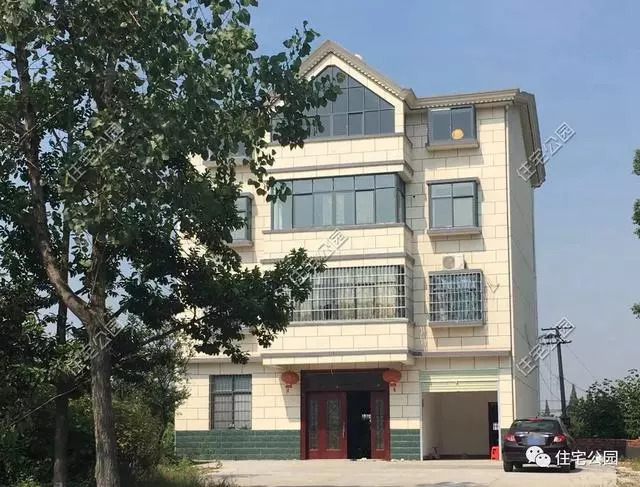 最新农村自建房效果图带地下室,农村一层自建房带地下室效果图