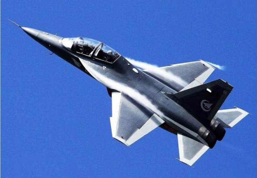 欣喜若狂！世界唯一的双发高教机批量交付，中国终结束奢侈教学