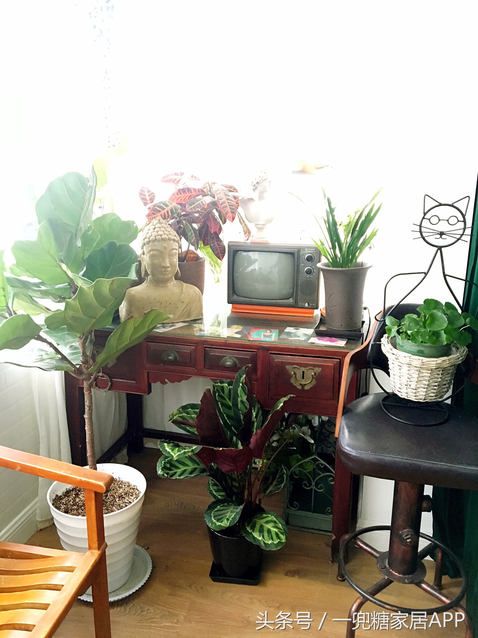 老式缝纫机桌子,老式缝纫机小桌子