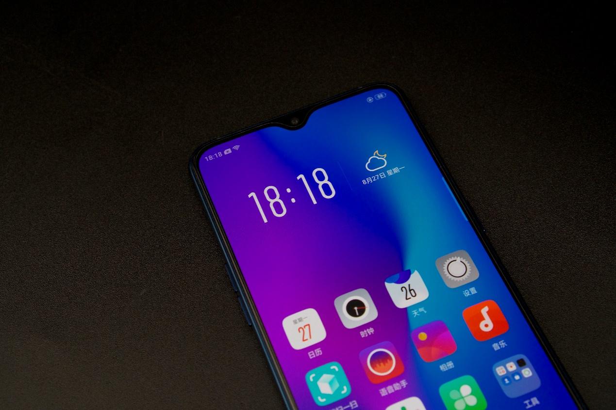 oppor17是属于什么刘海屏,水滴屏真香oppor17极速上手体验
