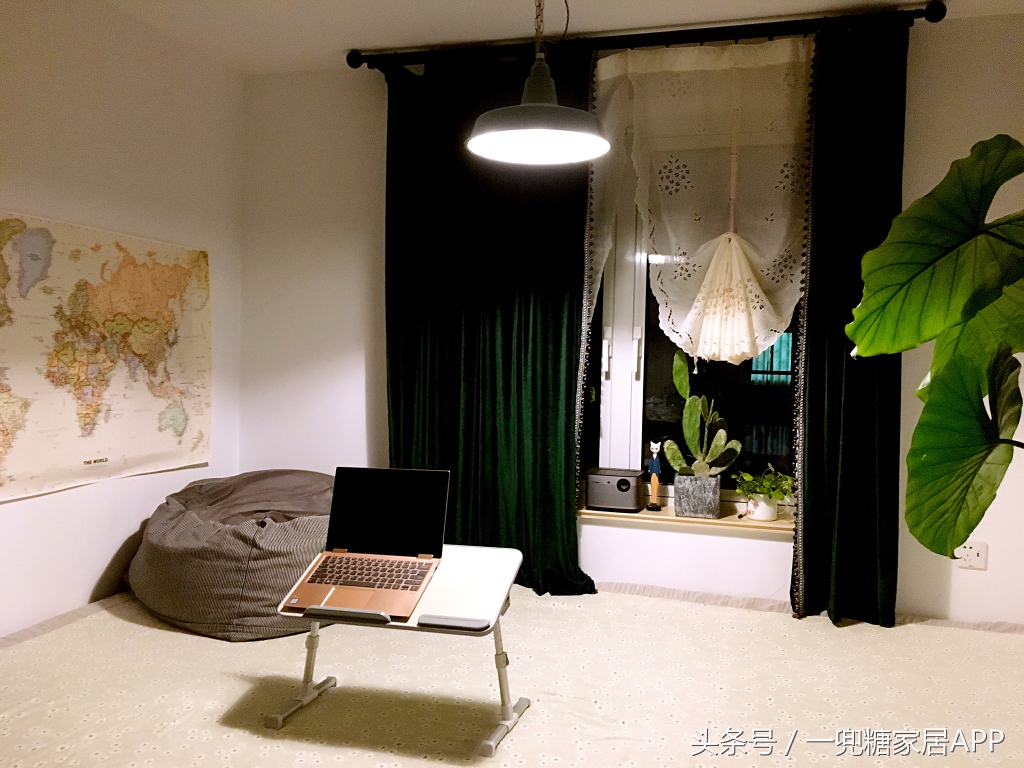 老式缝纫机桌子,老式缝纫机小桌子