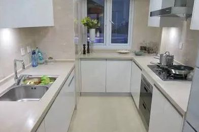 女子持续发烧,女子连续发烧三天39度