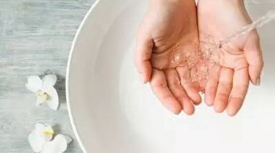 女子持续发烧,女子连续发烧三天39度