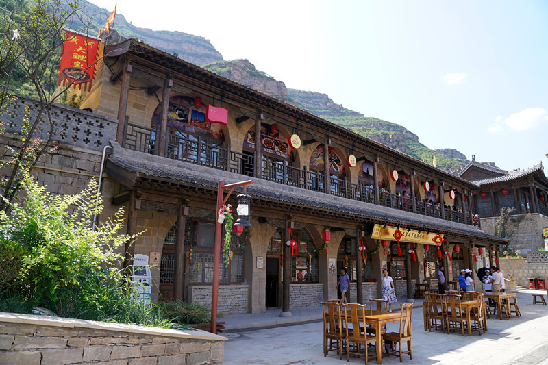 壶口瀑布水底冒烟原因,航拍壶口瀑布水底冒烟