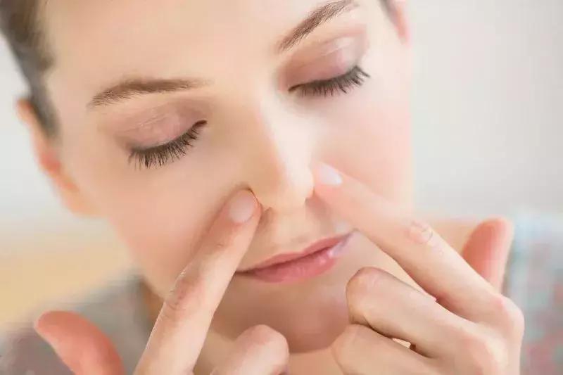 秋燥口鼻干喝什么,秋季干燥喝什么汤八款汤赶走秋燥