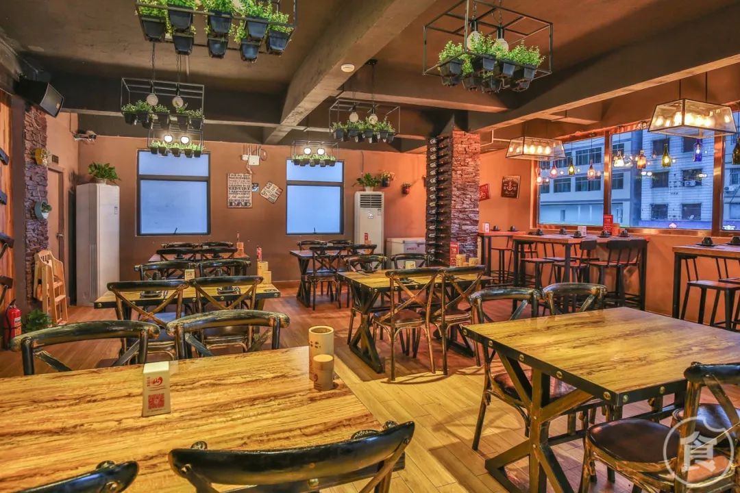 酸嫩滑的窑鸡,皮脆肉嫩爆汁烧鸡出炉